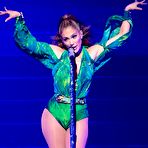 Pic of Jennifer Lopez performs in Foxwood Casino