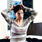 Pic of Natural Curvy Amateur Hannah Fingering Pussy - Abby Winters