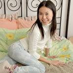 Pic of Nelly's Gallery - Young Heaven