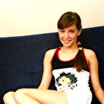 Pic of Glorie's Gallery - Young Heaven