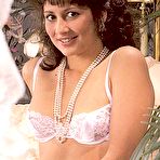 Pic of Rodox dirty 70's lady fucked by peeping tom