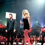 Pic of Britney Spears shows her legs at iHeartRadio Music Festival
