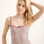 Pic of Beauty-Angels.com - Gorgeous blonde posing and masturbating