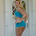Pic of Ass Parade - Hot babes with giant round booties! 