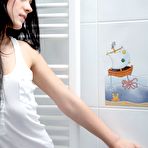 Pic of Daryl's Gallery - Young Heaven