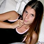 Pic of Amateur Nude Teen In Pajamas