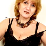 Pic of This naughty mama loves to please her special spot