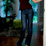 Pic of A uniquely gorgeous eighteen year old Asian babe with big Chinese tits