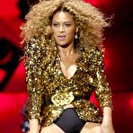 Pic of Beyonce Knowles sexy performs on the stage in Glastonbury
