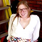 Pic of Chubby Loving - Fat Amateur Girl Spreads And Toys