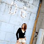 Pic of Jun Kusanagi - Asian model Jun likes to show off her ass