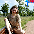 Pic of CutiesFlashing - free flashing/public photo galleries