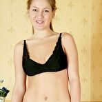 Pic of HAIRY PUSSY CUTIES