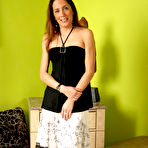 Pic of Mature Pictures Featuring 32 Year Old Sandy M From AllOver30