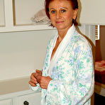 Pic of Over 30 MILF - AllOver30.com