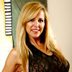 Pic of AllOver30.com - Introducing 47 year old Nicole