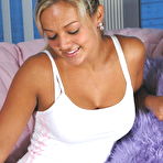 Pic of Hot Blonde Teen Girl