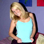 Pic of Sex girlfriend pics :: Naughty naked wife in her sexy poses 