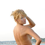 Pic of DUNYA A  BY ANDRE_LE_FAVORI - MARINIS - ORIG. PHOTOS AT 3800 PIXELS - &copy; 2006 MET-ART.COM