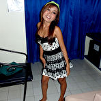 Pic of Amateur thai slut get fucked by european dude