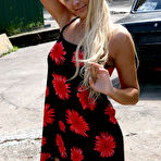 Pic of CutiesFlashing - free flashing/public photo galleries