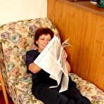 Pic of Moms Young Lovers.com: The truth of mature mammas sex life