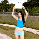 Pic of PickingUpPussy.com - Lizzy Gets Laid - Lizzy James