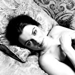 Pic of Rachel Weisz sexy posing black-&-white scans