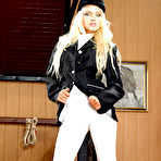 Pic of frankiebabe.com starring porn star and glamour model Frankie in full xxx hardcore videos for the first time, free sample pictures