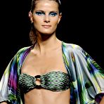 Pic of Isabeli Fontana sexy and pokies runway shots