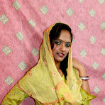 Pic of MySexyDivya.com - Sexy Indian Babe Divya Yogesh
