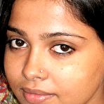 Pic of DesiPapa Desi Babes - Home Of Sexy Indian Babes Exposing Herself Naked