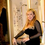 Pic of ::: Wifey's World :::