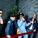 Pic of 40 oz Bounce Roxy Ray