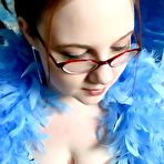 Pic of High Resolution Busty Amateur Photos