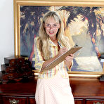 Pic of allover30free.com introducing 52 Year Old Sienna from AllOver30 - Pictures of naked MILF and housewives from Athens, Georgia