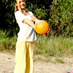 Pic of Laura Loves Katrina.com