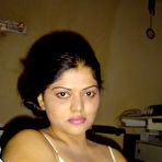Pic of Neha Nair - MySexyNeha.com - Sexy Indian Housewife