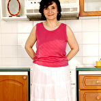 Pic of Mature Pictures Featuring 52 Year Old Sandra K From AllOver30
