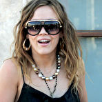 Pic of Hilary Duff nude posing photos