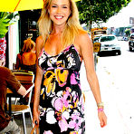 Pic of Julie Benz Nude Posing Photos