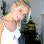 Pic of Sexy Blonde Teen