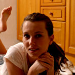 Pic of FootFetishDreams.com Belinda Mellie Fotojob