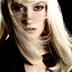 Pic of Gwen Stefani non nude posing scans from mags