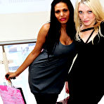 Pic of India Babe blowjob at Voyeur Cam Sluts