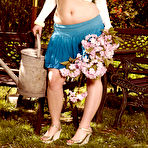 Pic of KarinaHart.com: Karina Makes Things Grow
