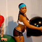 Pic of Natasha and Star in Balloon Popping Fetish Fight