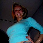 Pic of Photo gallery of a kinky housewife in skanky poses