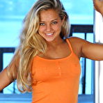 Pic of Hot Blonde Teen Girl