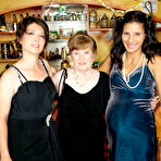 Pic of One pregnant teen gets done by two older women